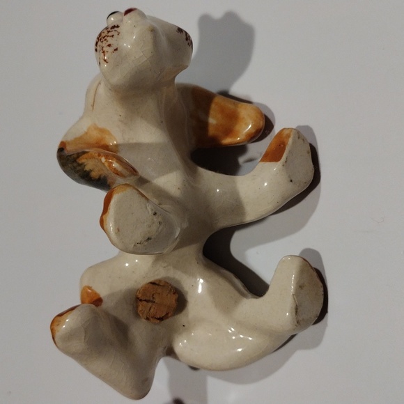 Vintage 1960, dog lifting leg on fire hydrant salt and pepper shaker made Japan - Picture 4 of 11